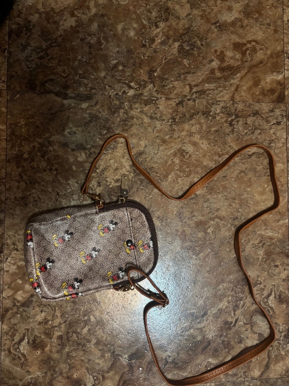 Gucci crossbody phone case